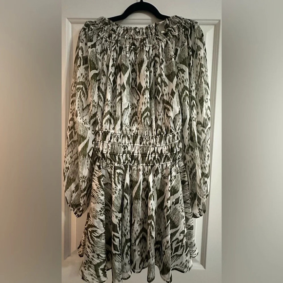 NWT MISA Crewneck Ikat Printed Mini Dress Size XS Moss Olive - Picture 9 of 15